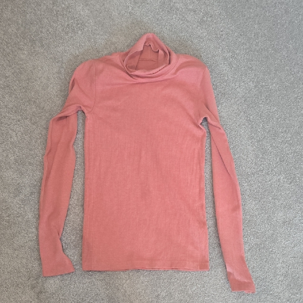 lululemon athletica Dusty Rose Turtleneck Top